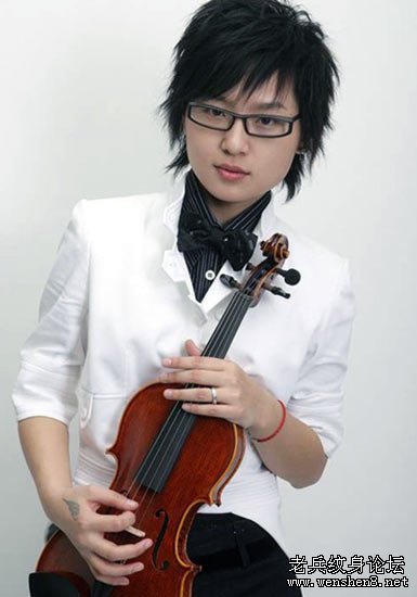 明星纹身背后的特殊含义 ZT