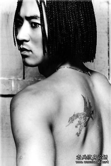 明星纹身背后的特殊含义 ZT