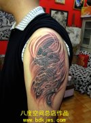 �������������꣺�����ֱۺڰ׷������ͼ��ͼƬ