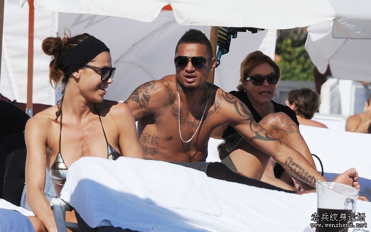 米兰悍将日光浴露性感刺青