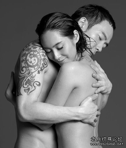 情侣明星纹身大追踪:朱茵与黄贯中纹身写真(图文)