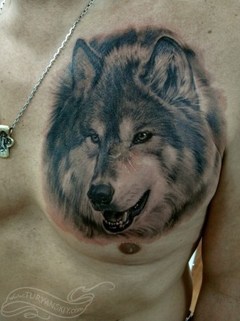 的狼头纹身图案