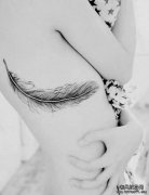 ����һ����Ů������ë����ͼ��