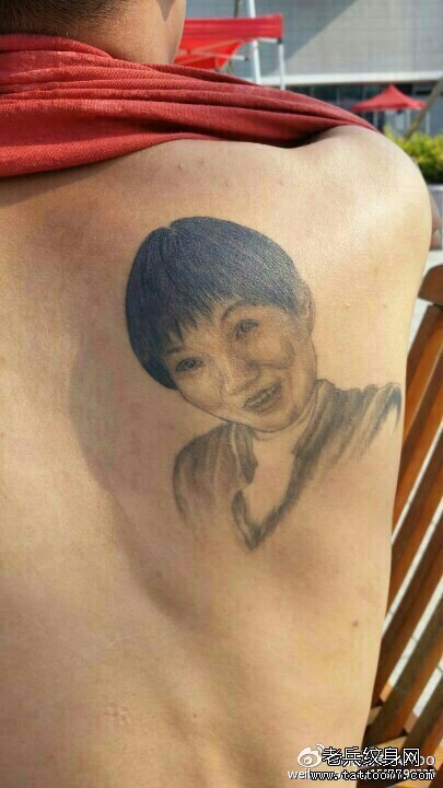 �ڰ׵��дʵФ������ͼ��