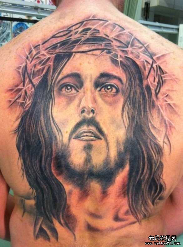 后背耶稣纹身图案