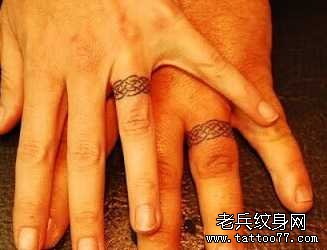 手指情侣纹身图案
