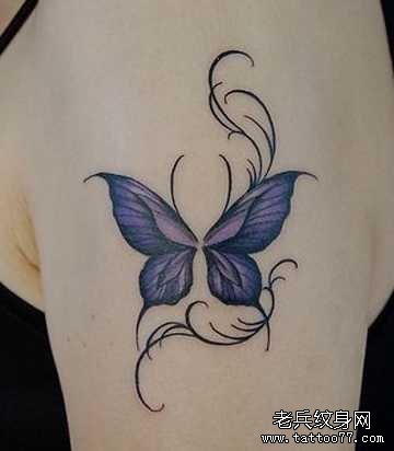 胳膊紫蝴蝶纹身图案