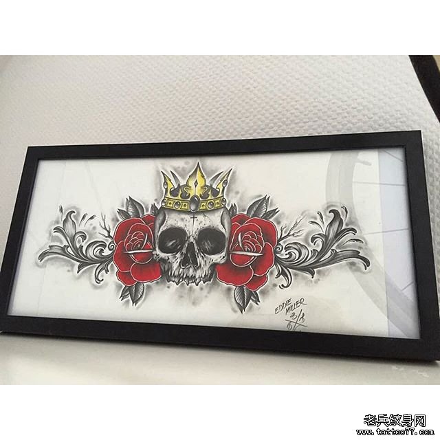 骷髅，玫瑰，皇冠纹身图片