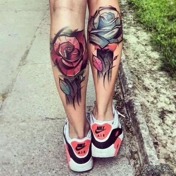 小腿玫瑰纹身图案