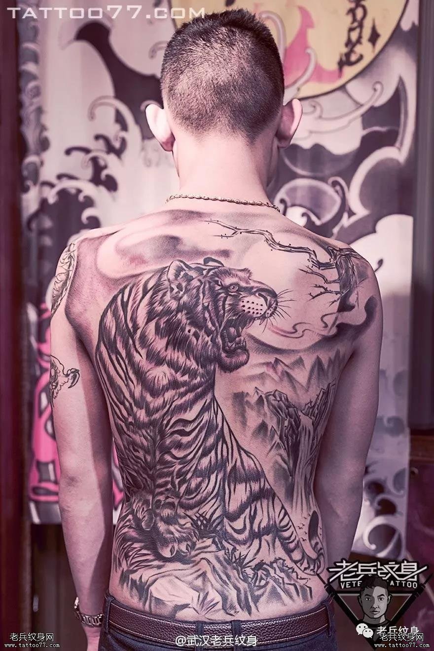 我爱你,胜过爱自我——老兵纹身【男生满背】作品欣赏