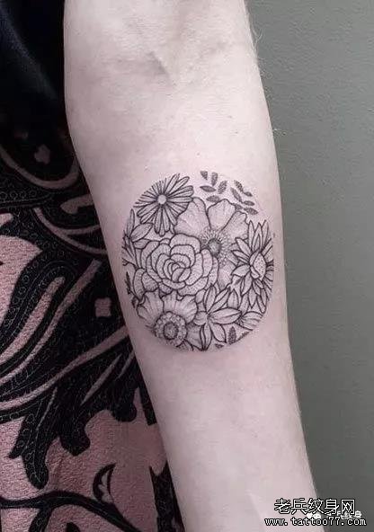 纹身素材第519期——黑灰线条花朵