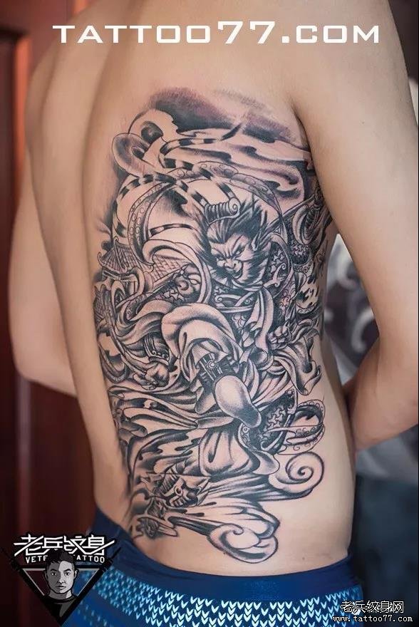 生命里的所有时光,都因为你而变得多彩——老兵纹身兵哥【侧腰】作品欣赏