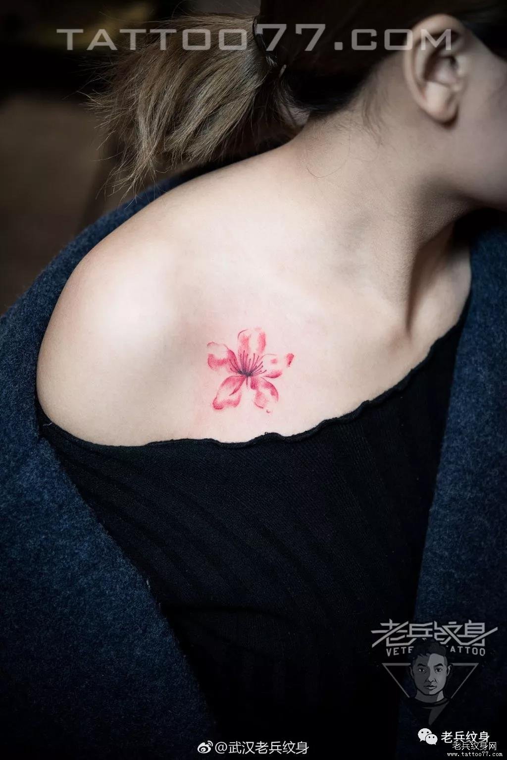 ʵһ󣬾ͲһͷϱڡŮǡɫƷ