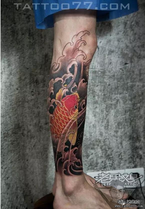 “你喜欢什么?” “喜欢你呀”——老兵纹身店内【包小腿】作品欣赏~