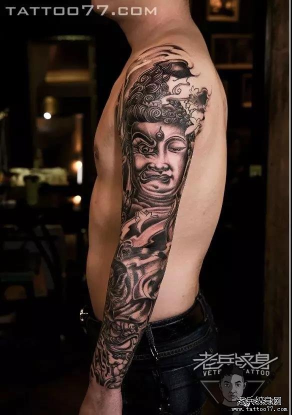 想念的心,长出了花,却开出了你——老兵店内【欧美写实花臂】作品欣赏