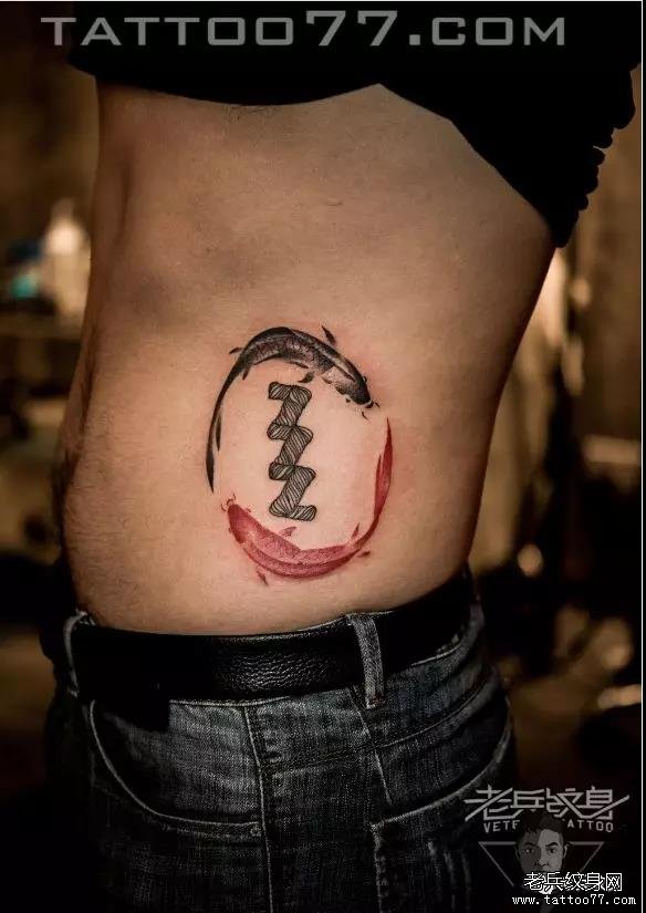 春水初生,春林初盛 春风十里,不如你——老兵店内【男生侧腰】作品欣赏