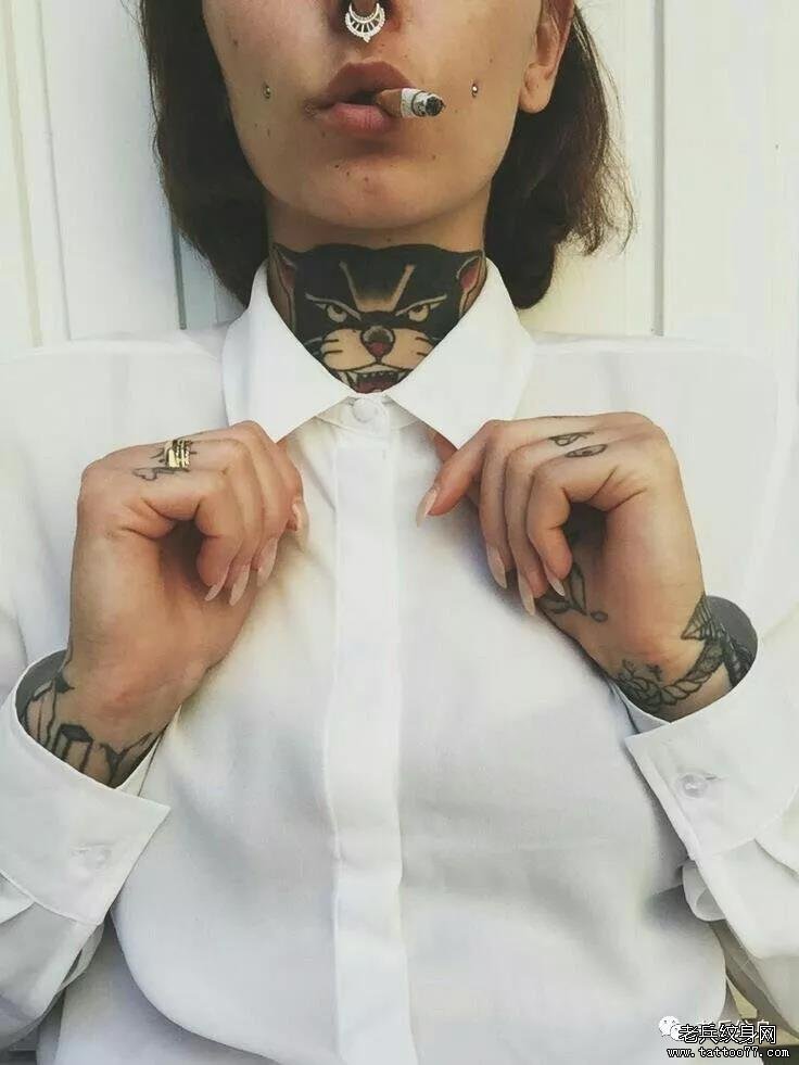 زĵ554ڡtattoo girl