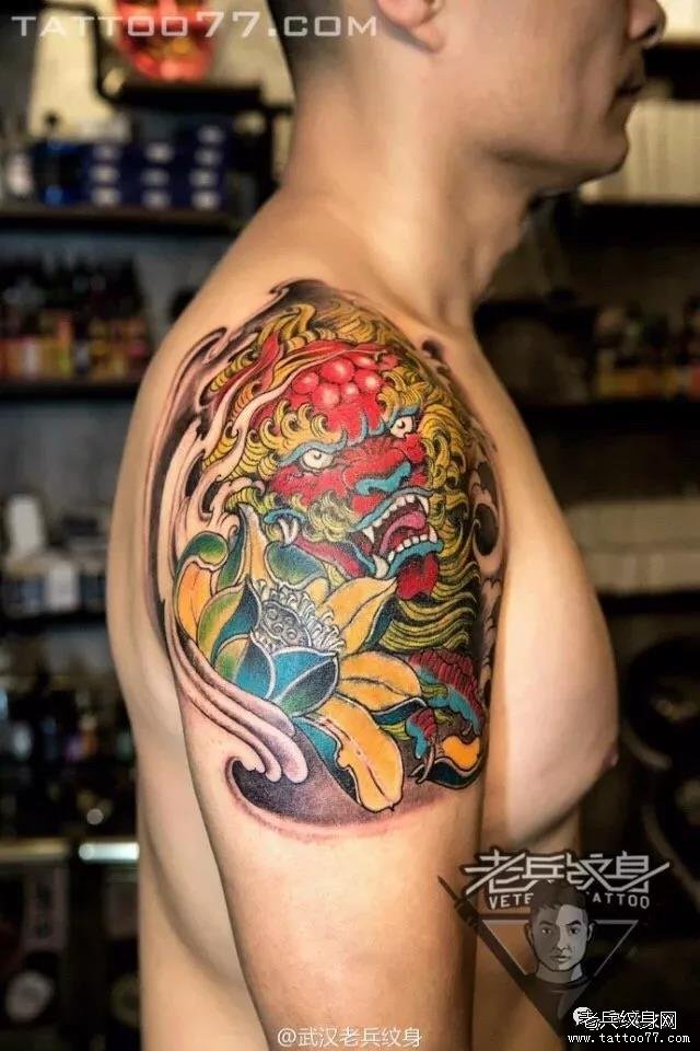 我的愉悦,就是和你温暖的过一辈子——老兵店内【大臂】作品欣赏