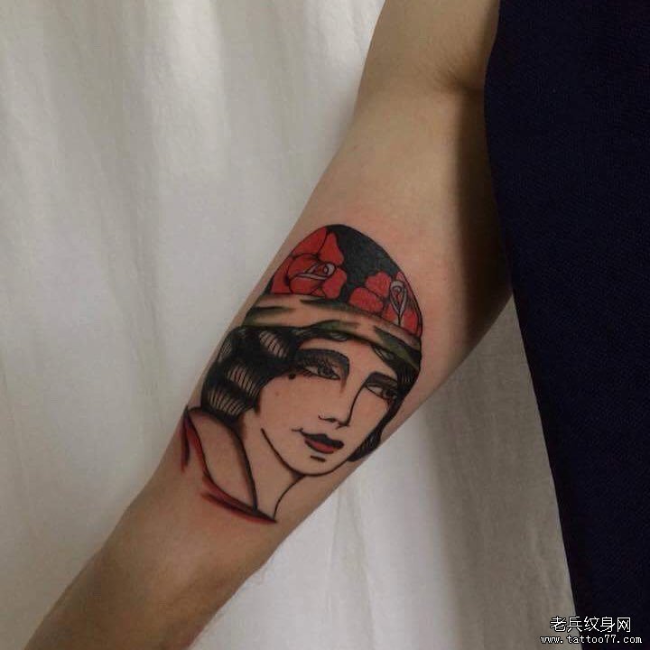 �ֱ۲�ɫŮ������ͼ��