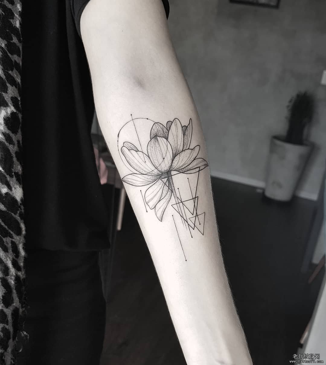 泰国纹身图案招财莲花,泰国刺符图案大全 - 伤感说说吧