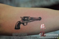 һ��ɰ����ֱ�С��ǹ����ͼ��