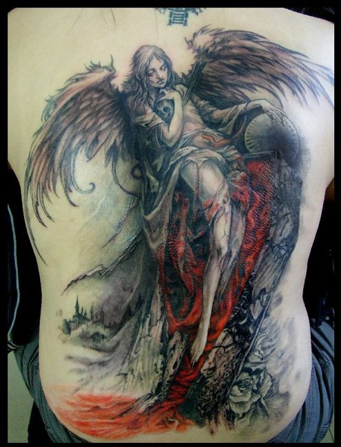 折翼天使纹身满背图片