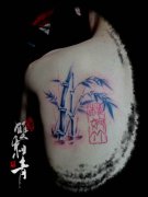 Ů����Ψ��ʱ�еĺڻ���������ͼ��