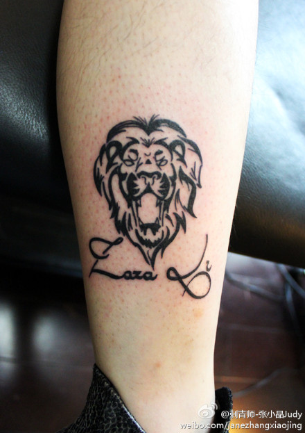 腿部经典潮流的图腾狮头纹身图案