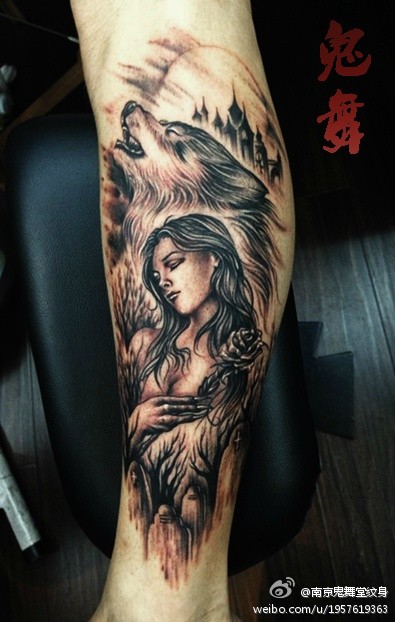 狼女纹身图片