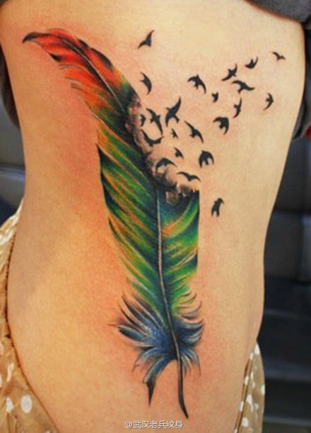 羽化燕纹身图案