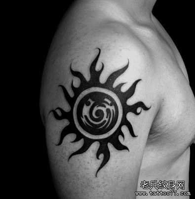 太阳图腾纹身图案