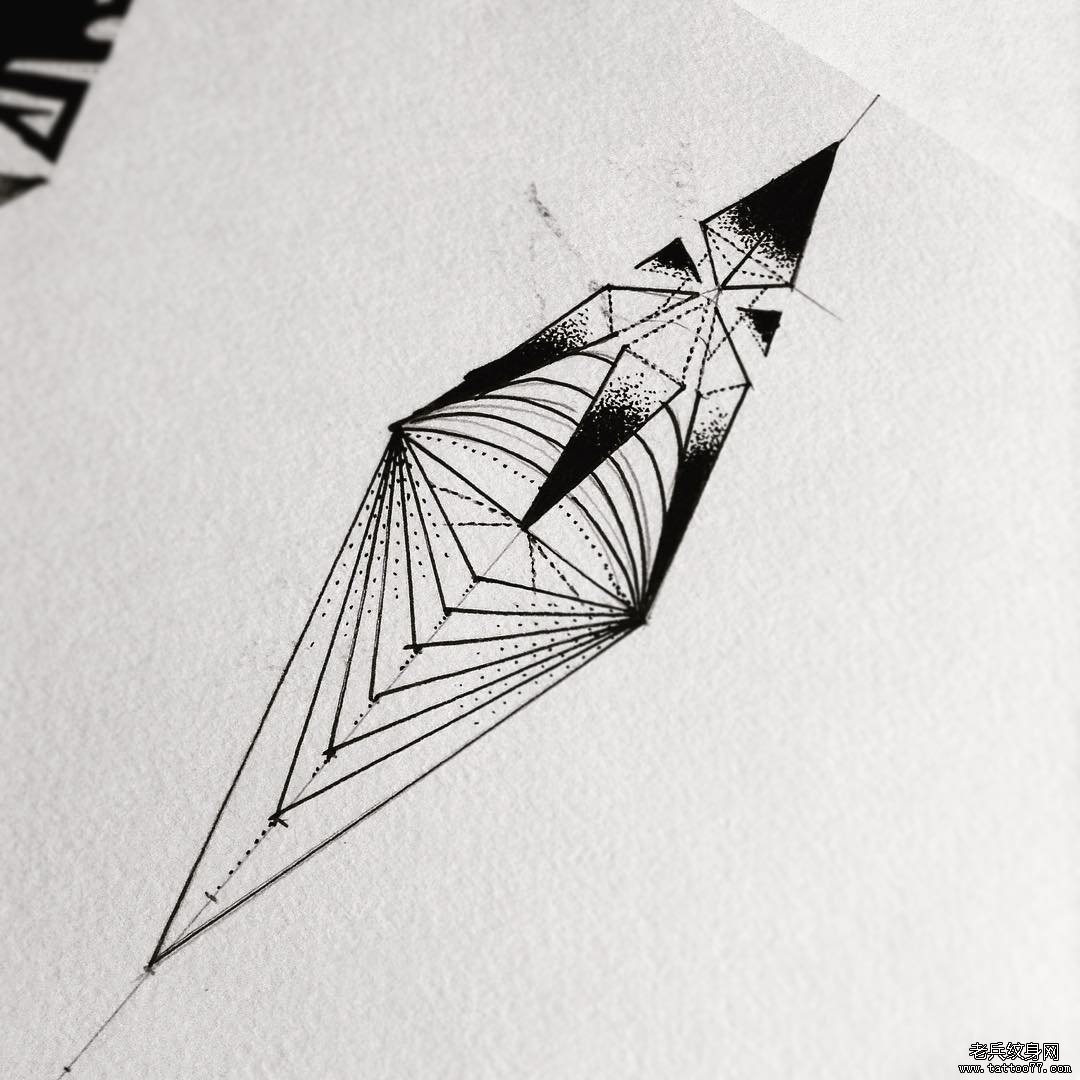 黑灰几何纹身手稿