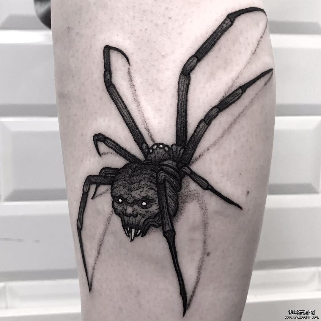 黑灰蜘蛛小腿纹身图案